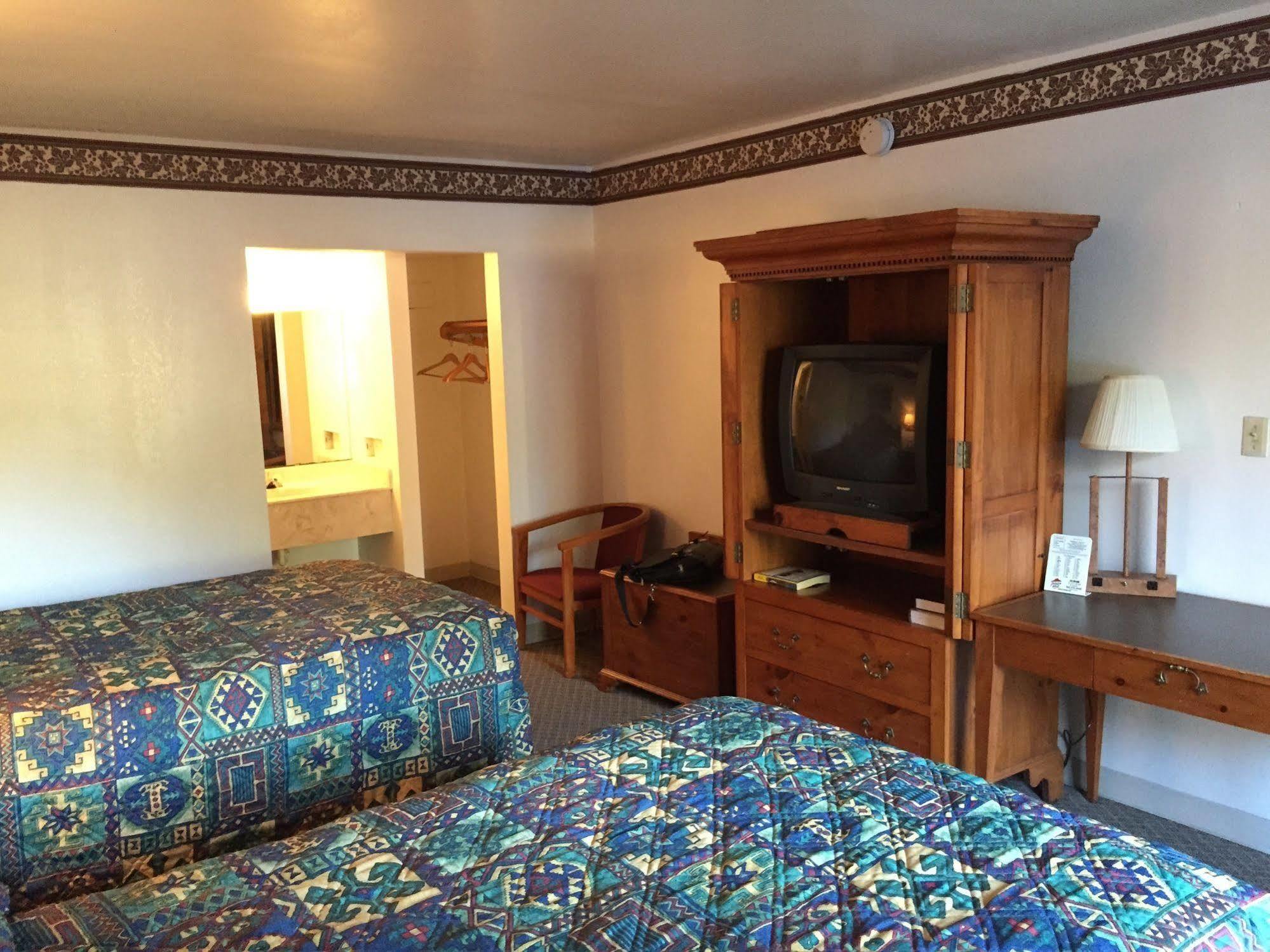 Value Lodge - Гейнсвилл Экстерьер фото